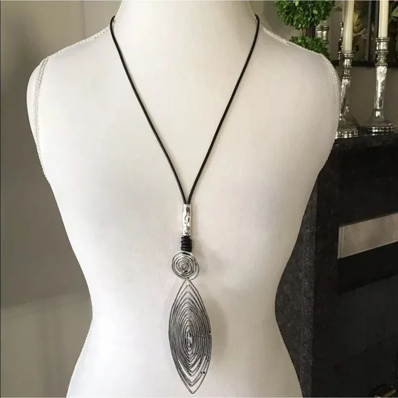 Tribal Shield Pendant Statement Necklace Silver Tone Wire 30” Black Wax Cord NEW - Picture 4 of 9